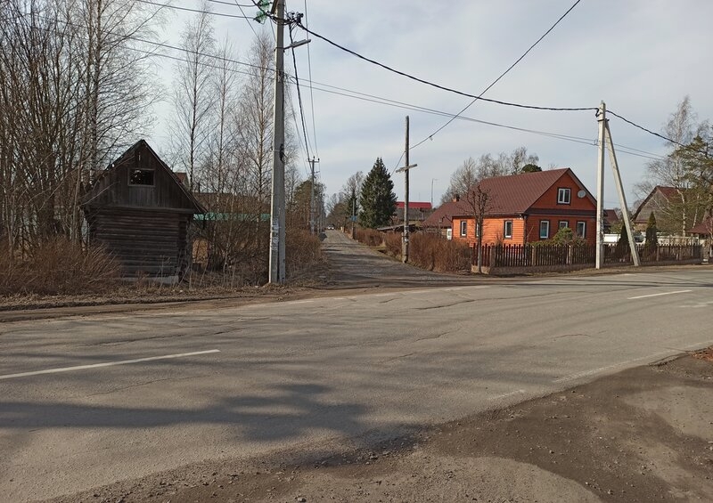 Поворот на улицу Энгельса в пгт Ульяновка